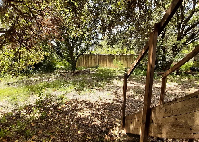 Dağ evi Perchee De Lys Dans Les Chenes Verts Et Le Micocoulier Argelliers